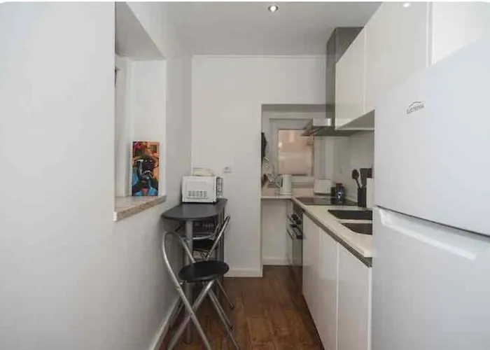 4 アパート リスボン