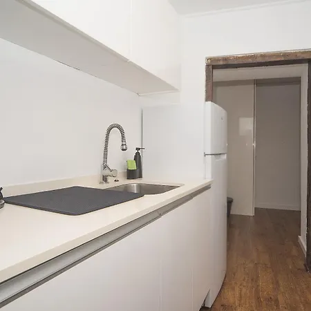 Apartament 4