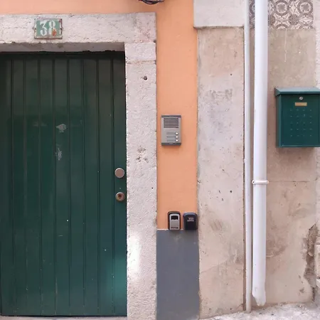 4 * Lissabon